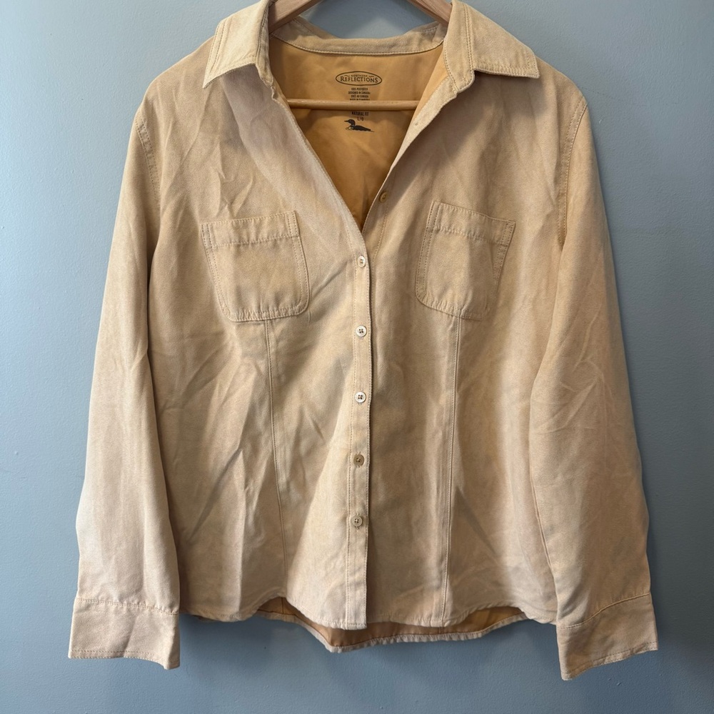 Northern Reflections Women’s Butter Yellow Suede Button Up Top Size L